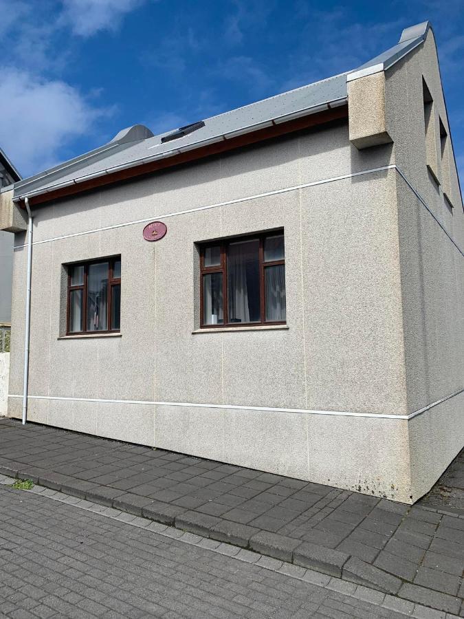 Litith Einbylishus A Besta Stath. Îles Vestmann Extérieur photo